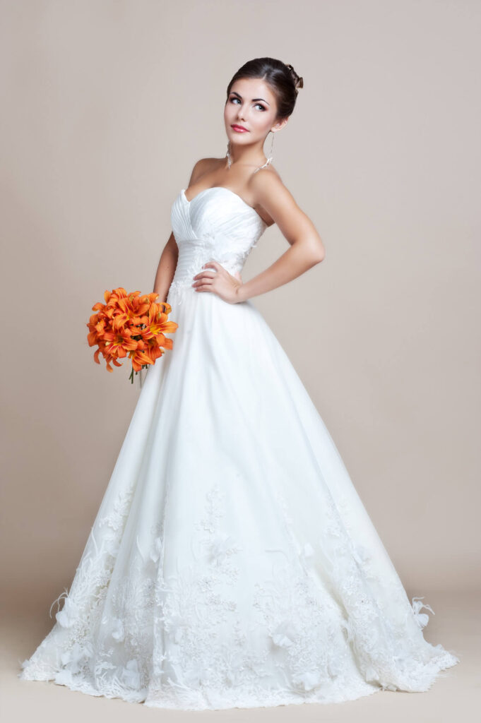 Alt Text Brautkleid A Linie