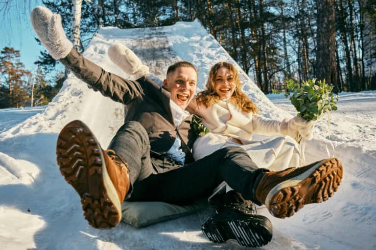 Brautpaar im Winter
